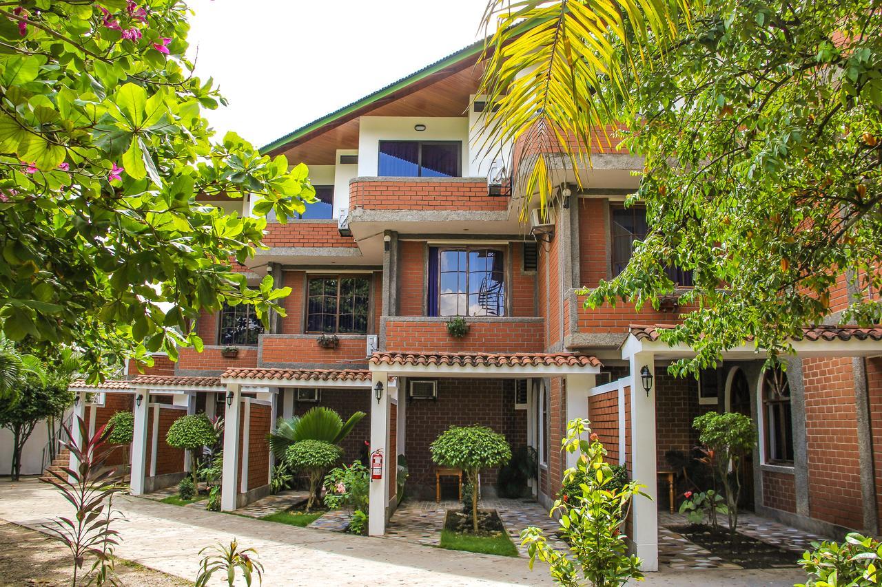 Los Gavilanes Hotel Pucallpa Exterior foto